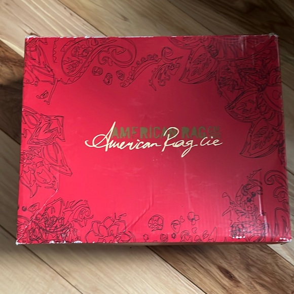 American Rag Booties - Picture 11 of 14